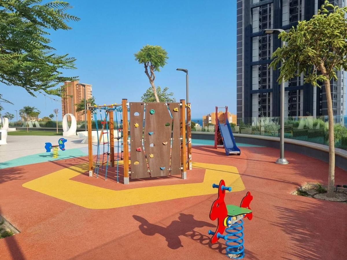 Apartment Intempo Residential Sky & - Benidorm, Espana *